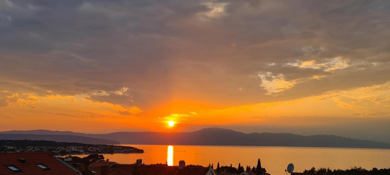 Villa Rea Малинска Экстерьер фото